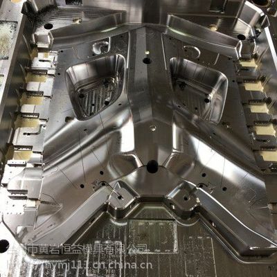 精密制造 路燈鋁殼、感應(yīng)器碎紙機(jī)殼體與家電塑膠模具的專業(yè)制造解析